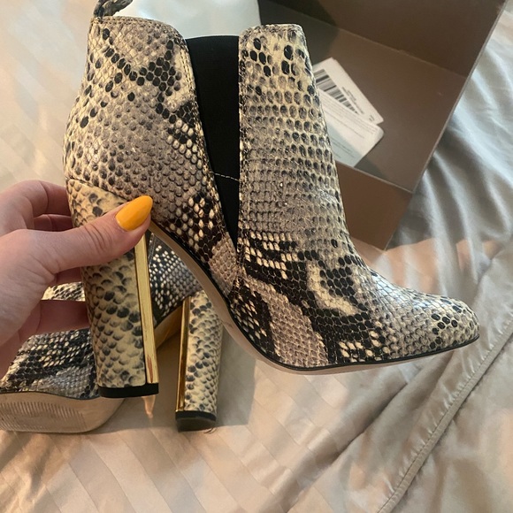 Tilly High Heel snake Embossed booty - Picture 4 of 11